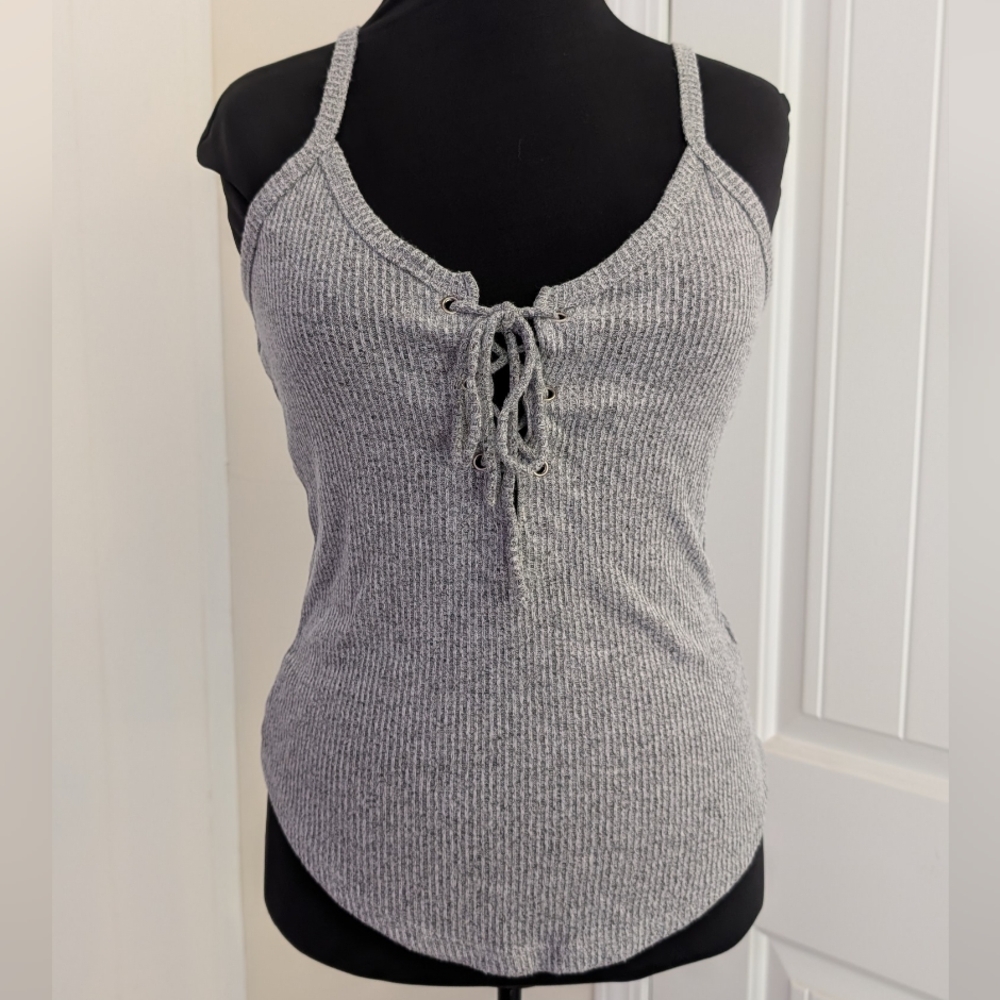 🩷 5/$25 - Revamped Gray Lace-Up Ribbed Tank Top